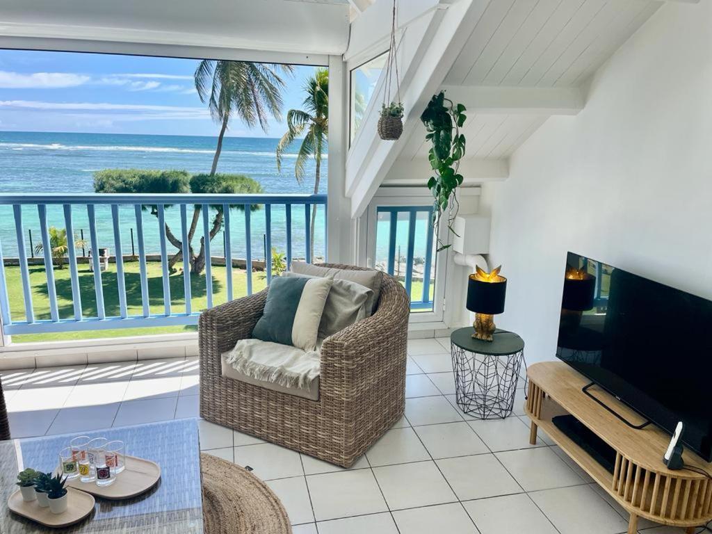 Ti Macloa - Appartement Les Pieds Dans L'Eau Sainte-Anne  Exterior foto